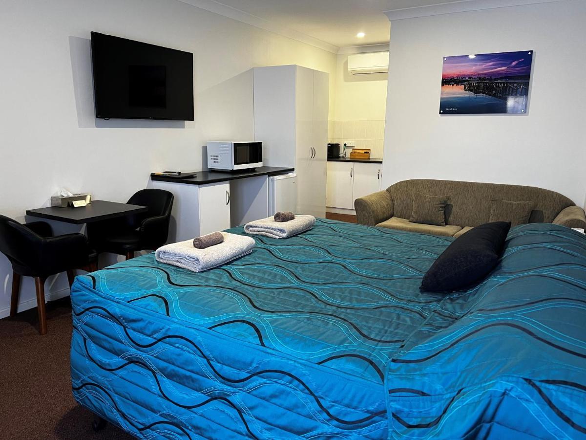 Augusta Courtyard Motel Порт-Огаста Екстер'єр фото